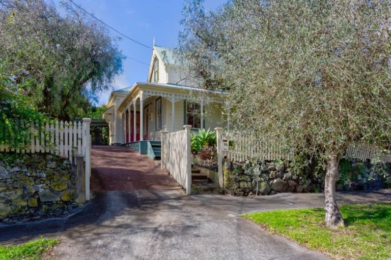 Photo of property in 50 Cromwell Street, Mount Eden, Auckland, 1024