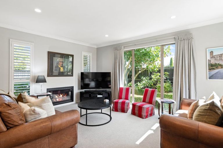 Photo of property in 20a Coolspring Way, Redwood, Christchurch, 8051