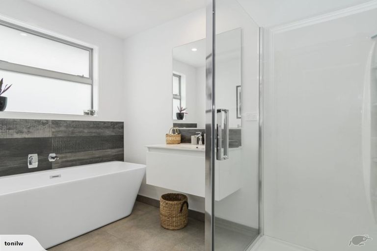 Photo of property in 138 Palm Springs Boulevard, Papamoa Beach, Papamoa, 3118