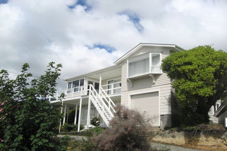 Photo of property in 19 Watson Street, Akaroa, 7520