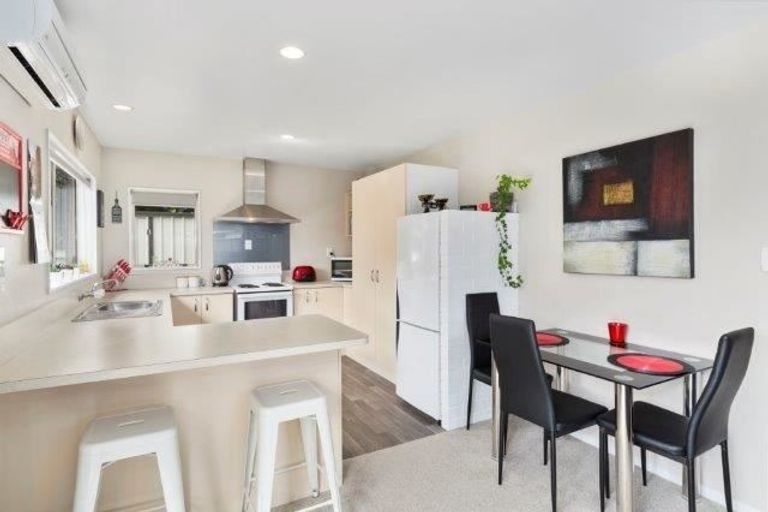 Photo of property in 20 Crisp Drive, Papamoa Beach, Papamoa, 3118