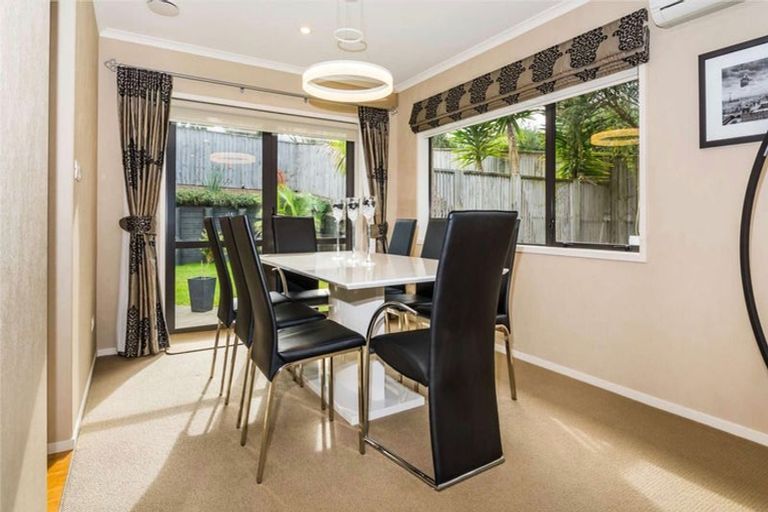 Photo of property in 26 Kilkelly Avenue, Pinehill, Auckland, 0632