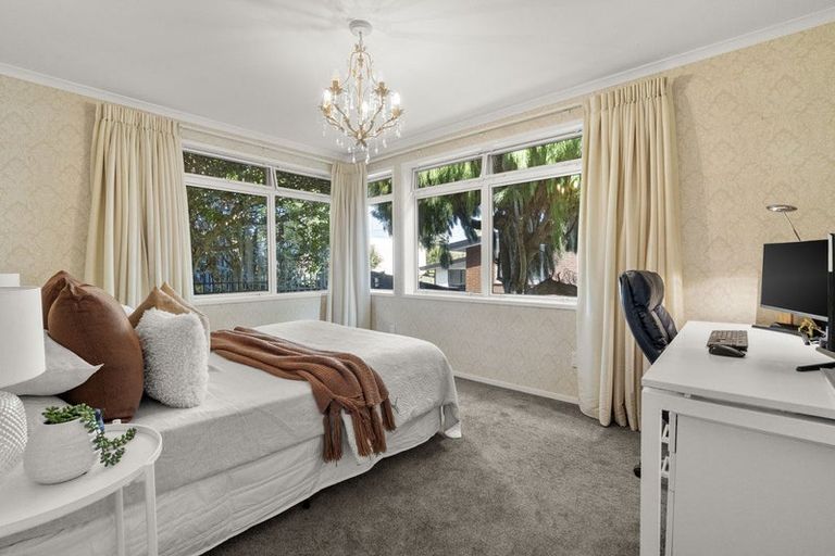 Photo of property in 37 Brookfield Terrace, Brookfield, Tauranga, 3110