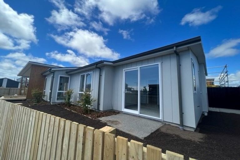 Photo of property in 2 Chrysler Street, Papamoa, 3118