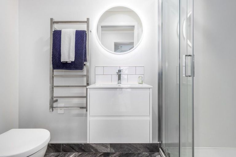 Photo of property in 1a Te Reinga View, Tawa, Wellington, 5028