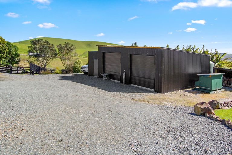 Photo of property in 598a Oneriri Road, Kaiwaka, 0573