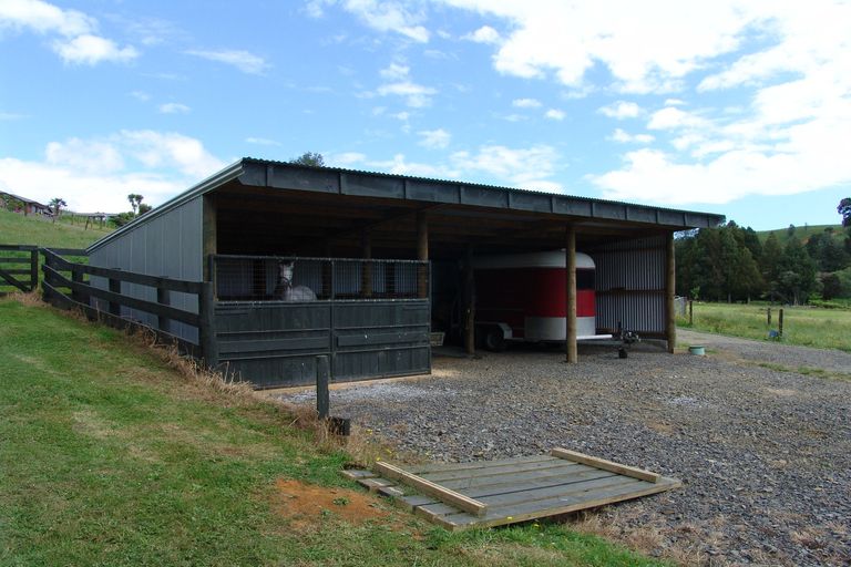 Photo of property in 128 Pond Road, Raglan, 3295