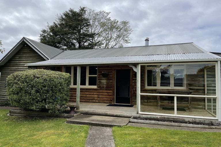 Photo of property in 82 Grant Road, Otatara, Invercargill, 9879