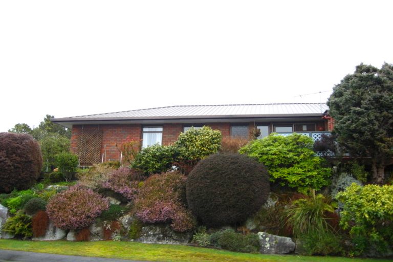 Photo of property in 14 Brownlee Drive, Moana, 7872