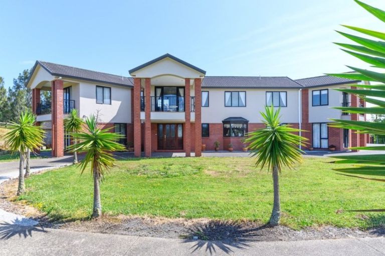 Photo of property in 260 State Highway 16, Kumeu, 0892