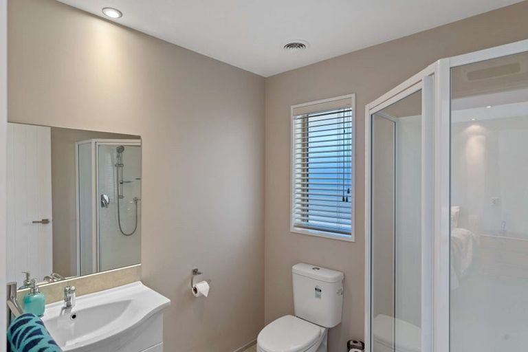 Photo of property in 20 Titirangi Crescent, Parklands, Christchurch, 8083