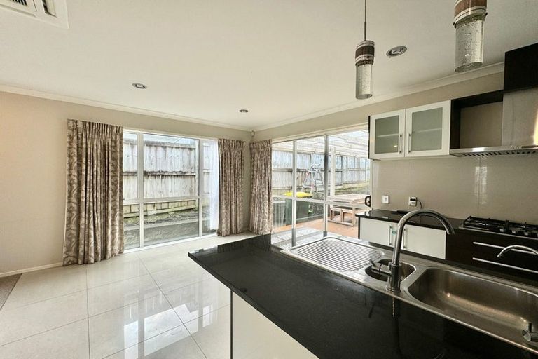 Photo of property in 7 Dromoland Drive, Flat Bush, Auckland, 2019