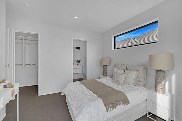 Photo of property in 35 Crossley Avenue, Woodend, 7610