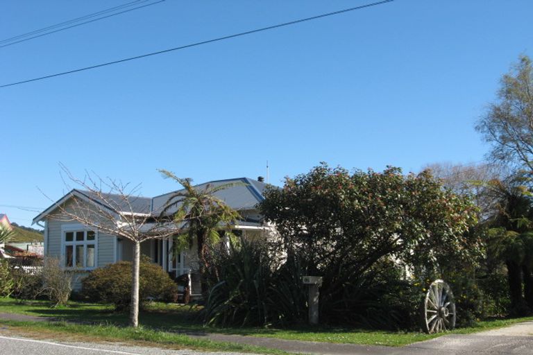 Photo of property in 27 Aylmer Street, Ross, 7812