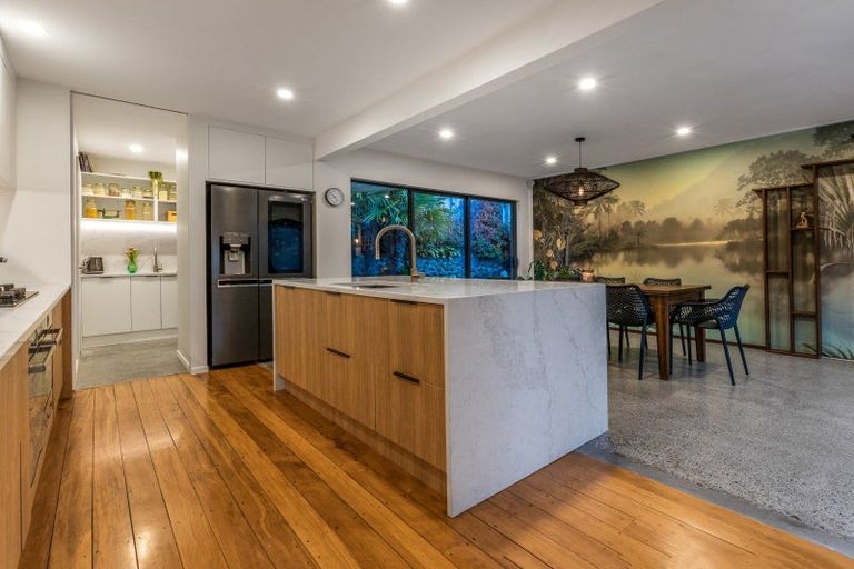 Photo of property in 19 Hillcrest Road, Raumati South, Paraparaumu, 5032