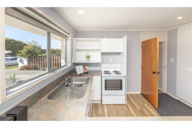 Photo of property in 46 Woolley Street, Avondale, Christchurch, 8061