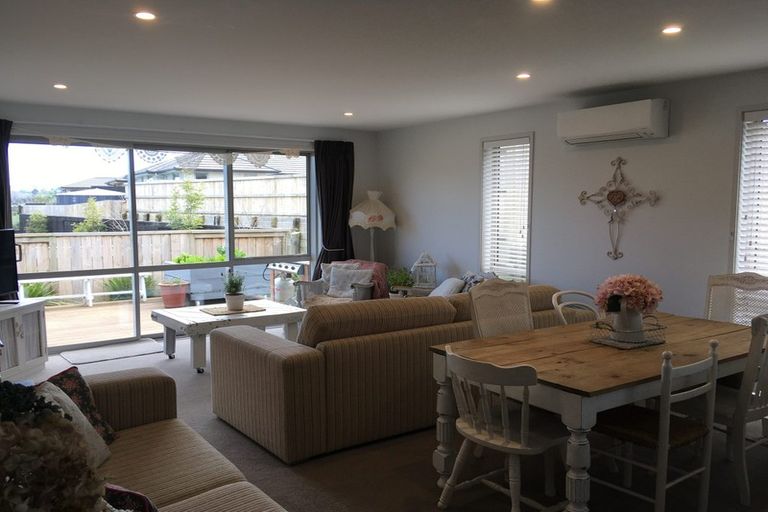 Photo of property in 29 Puhirake Crescent, Pyes Pa, Tauranga, 3112