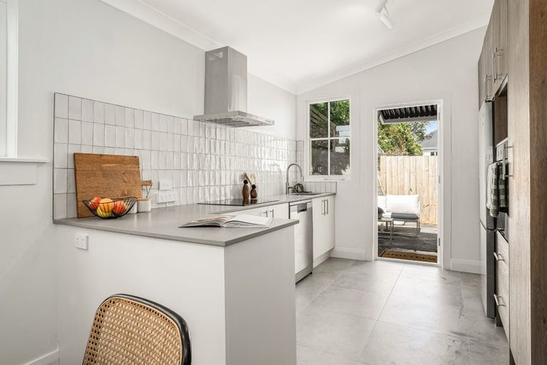 Photo of property in 267 Ohiro Road, Brooklyn, Wellington, 6021