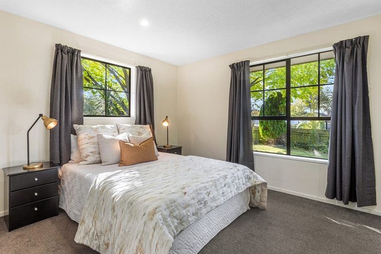 Photo of property in 137 Hawthornden Road, Avonhead, Christchurch, 8042