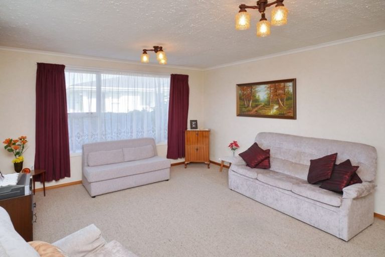 Photo of property in 2/4 Blakehall Place, Spreydon, Christchurch, 8024