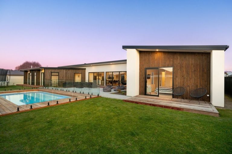 Photo of property in 21 Spencer Place, Springlands, Blenheim, 7201