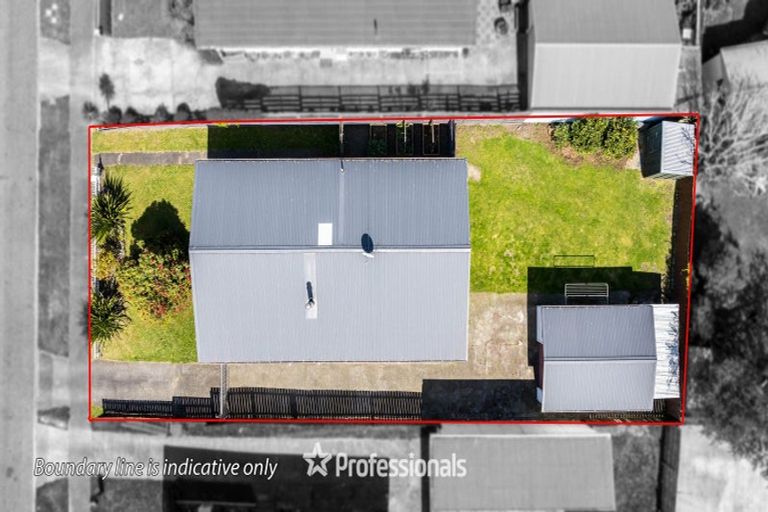 Photo of property in 35 Tacoma Drive, Totara Park, Upper Hutt, 5018