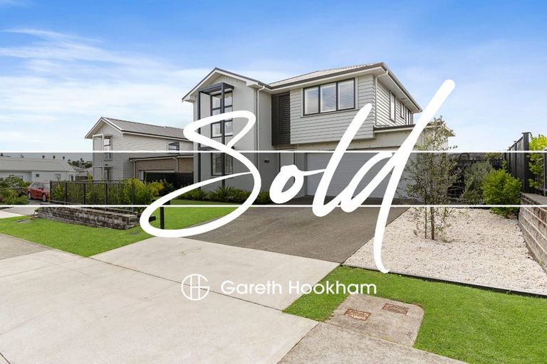 Photo of property in 20 Taikura Avenue, Red Beach, 0932