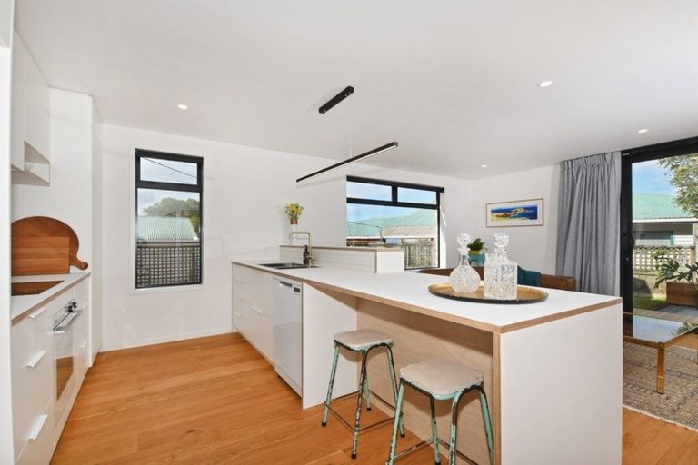 Photo of property in 2b Mason Street, Onerahi, Whangarei, 0110