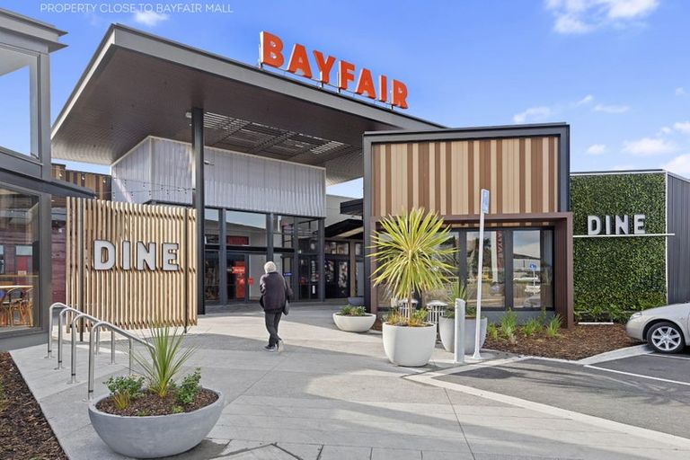 Photo of property in 10 Laburnum Glen, Mount Maunganui, 3116