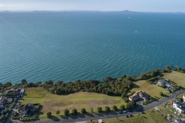 Photo of property in 328 Pinecrest Drive, Gulf Harbour, Whangaparaoa, 0930