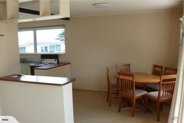 Photo of property in Mt View Flats, 6 The Mall, Mount Maunganui, 3116
