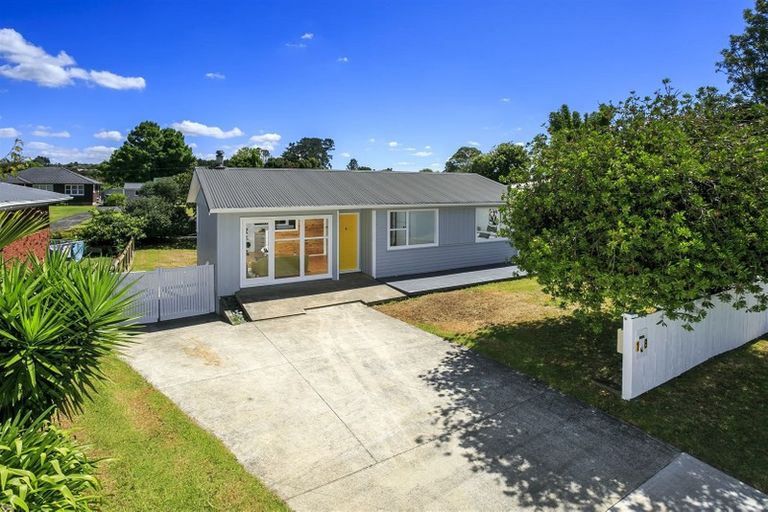 Photo of property in 18 Lendic Avenue, Henderson, Auckland, 0612