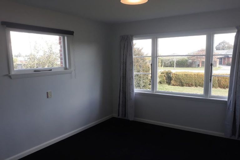 Photo of property in 52 North Terrace, Darfield, 7510