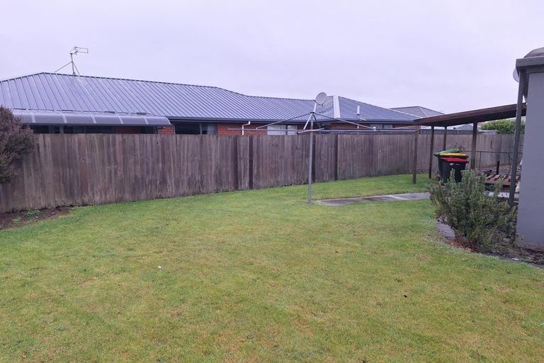 Photo of property in 29 Hawkins Place, Rangiora, 7400