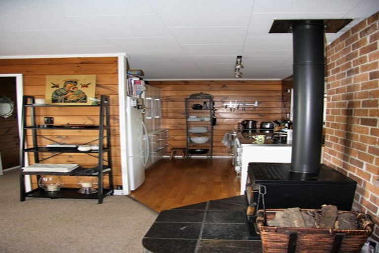 Photo of property in 223 Whirinaki Road, Eskdale, Napier, 4182