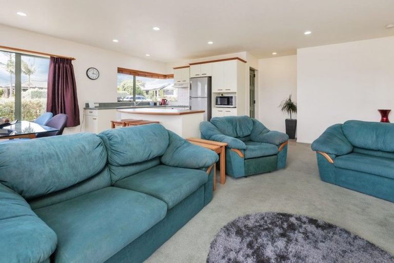 Photo of property in 4 Ash Street, Maungaturoto, 0520