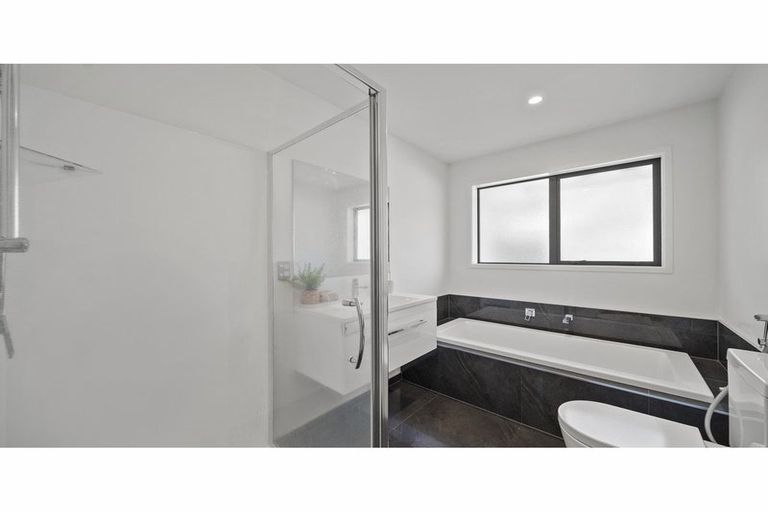 Photo of property in 32 Robert Duncan Road, Belfast, Christchurch, 8051