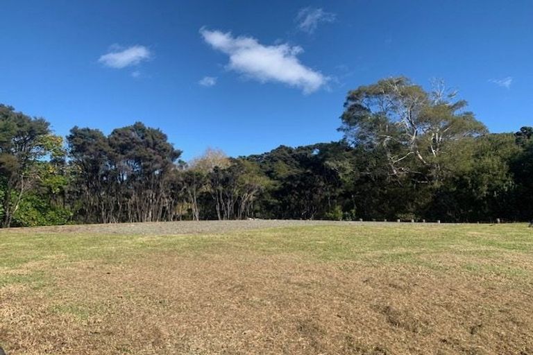 Photo of property in 59 Old Waipu Road, Mangawhai, 0505