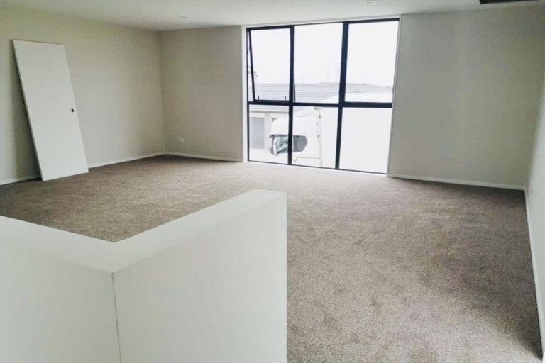 Photo of property in 14b Hollowout Street, Takanini, 2112