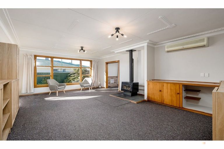 Photo of property in 30 Hughes Street, Waimate, 7924