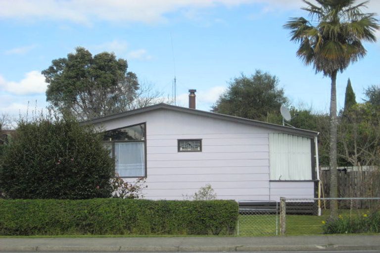 Photo of property in 22 Bridge Street, Edgecumbe, 3120