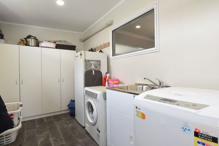 Photo of property in 11 Russell Road, Fairy Springs, Rotorua, 3015