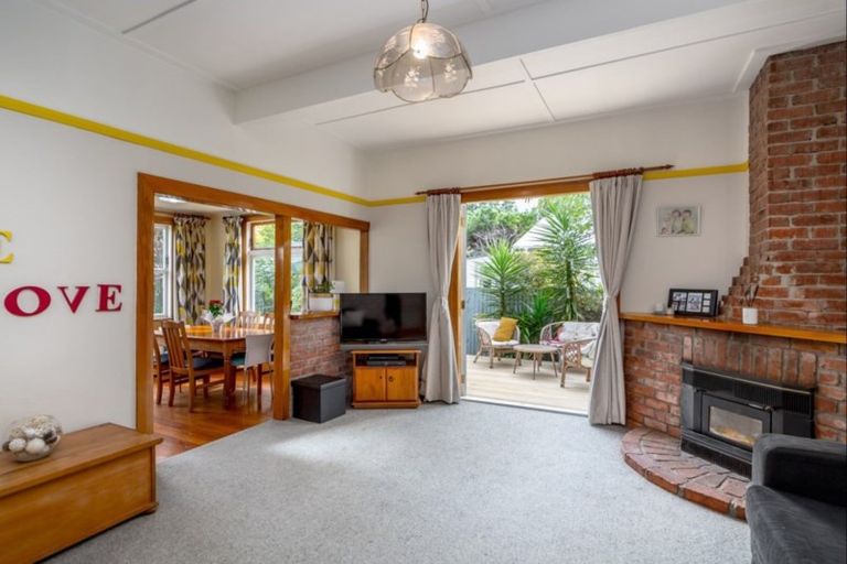 Photo of property in 107 Pembroke Street, Carterton, 5713