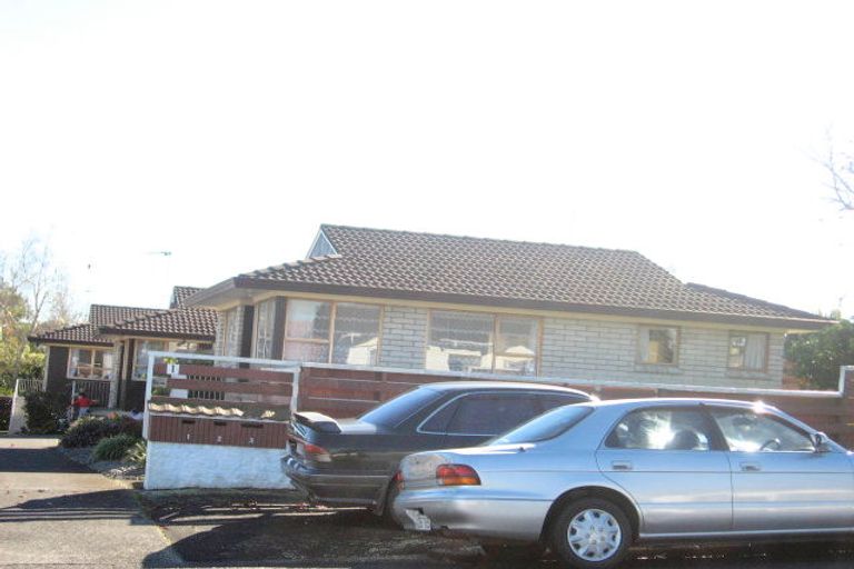 Photo of property in 1/1 Halsey Road, Manurewa, Auckland, 2102