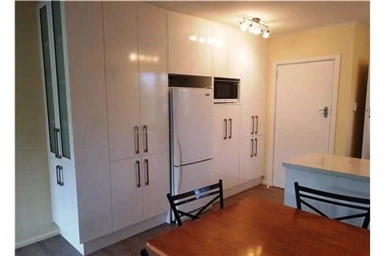 Photo of property in 165 Condell Avenue, Papanui, Christchurch, 8053