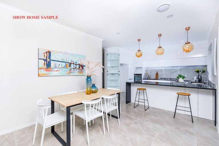 Photo of property in 9 Dida Park Drive, Kumeu, 0810