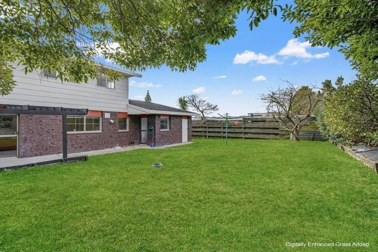 Photo of property in 35 Waitawa Place, Lynmore, Rotorua, 3010