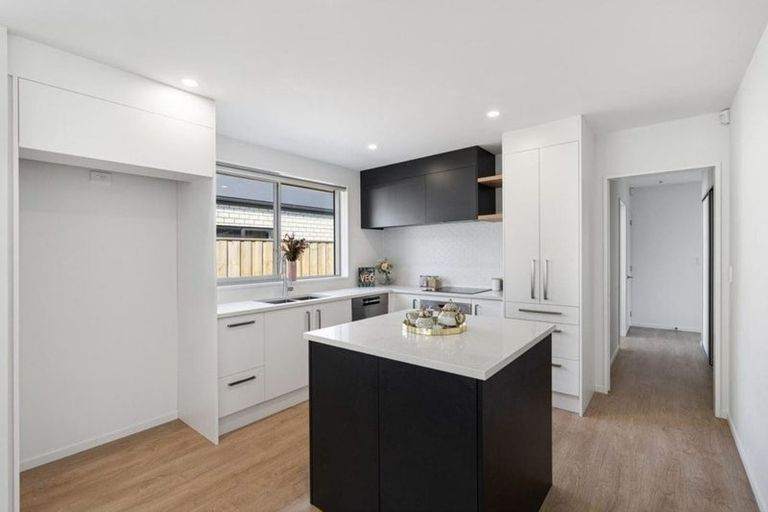 Photo of property in 20 Crossley Avenue, Woodend, 7610