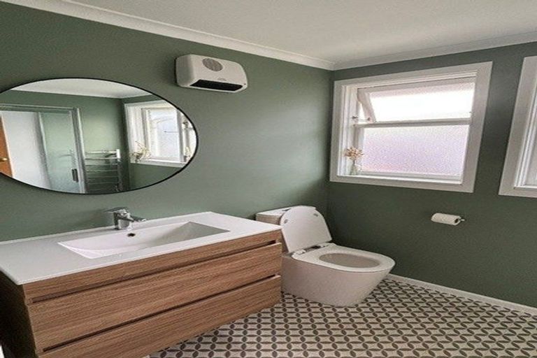 Photo of property in 8 Albert Street, Winton, 9720