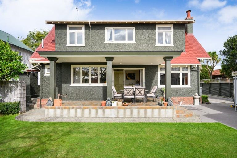 Photo of property in 3 Massey Street, Palmerston North, 4414